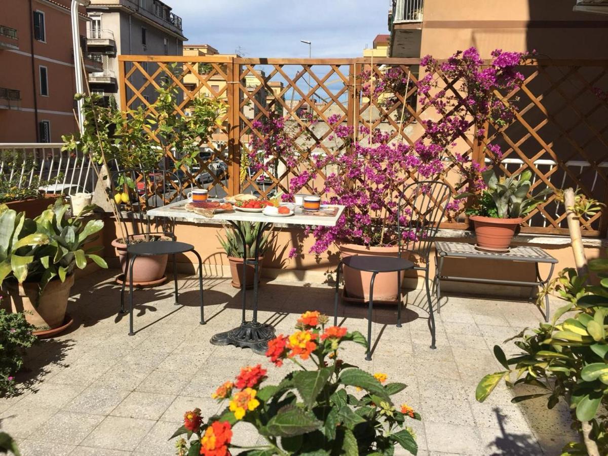 Alloggio Turistico Via Dei Faggi - Room Rome Exterior photo