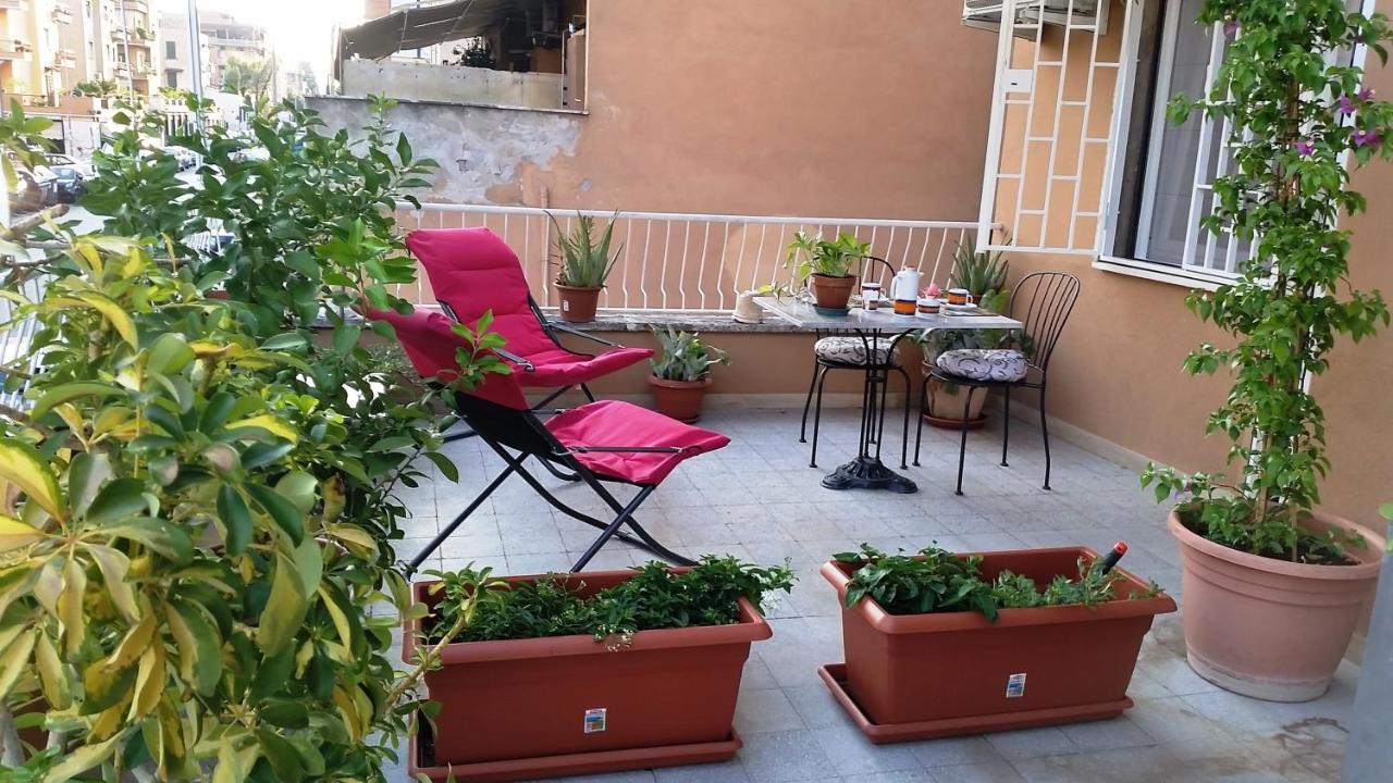 Alloggio Turistico Via Dei Faggi - Room Rome Exterior photo